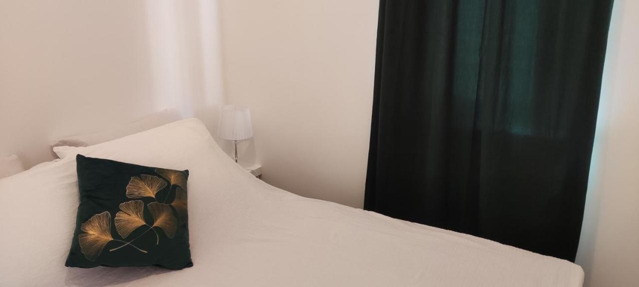Apartman Mila Маріна Екстер'єр фото